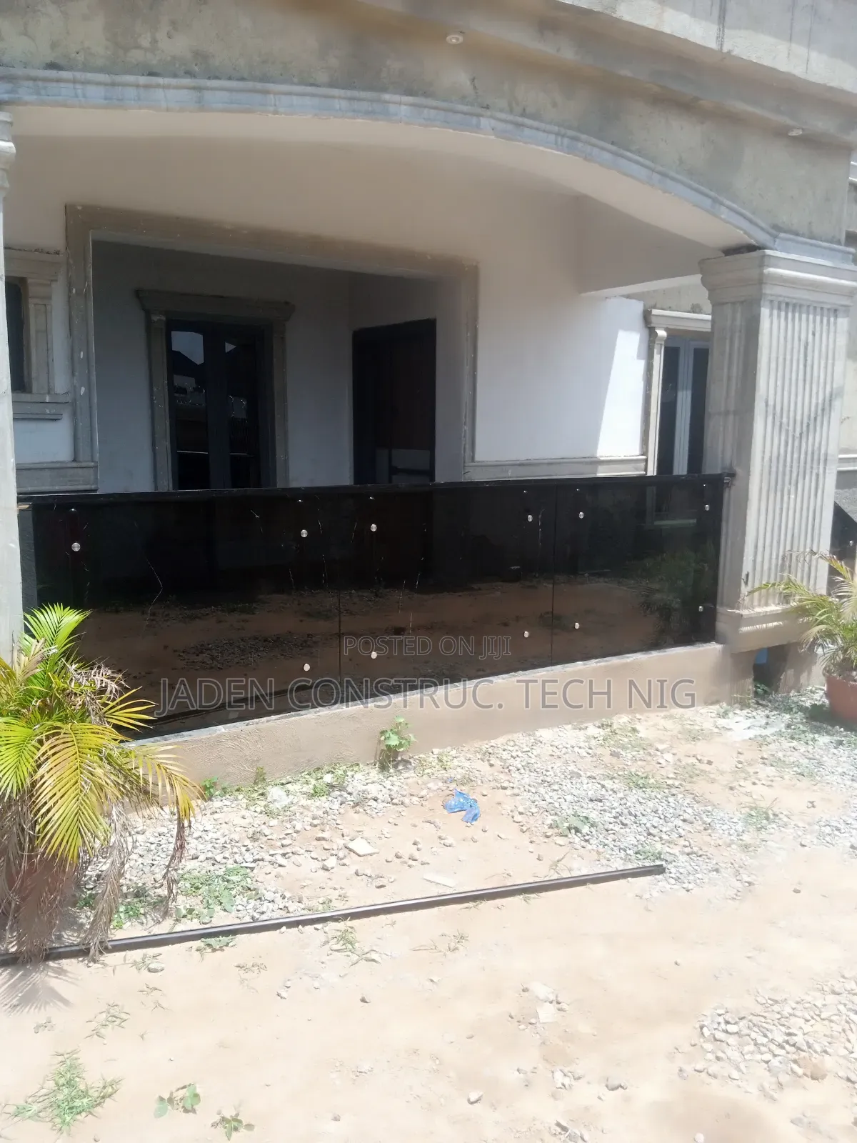 Glass & Stainless Railing