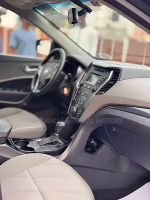 Hyundai Santa Fe 2013 Black