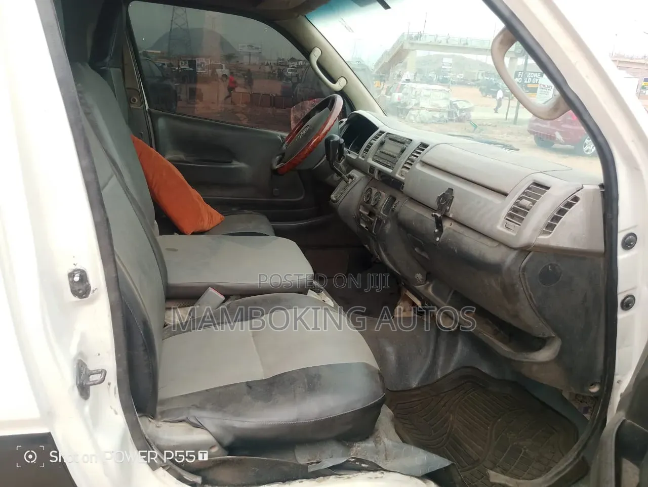 Toyota HiAce 2008 White