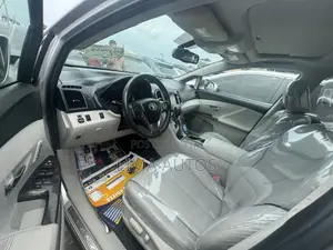 Toyota Venza Limited 2013 Silver