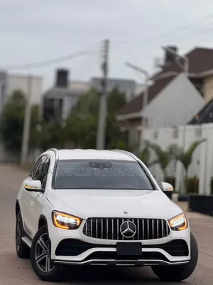 Mercedes-Benz GLC-Class 2021 White