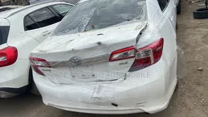 Toyota Camry 2012 White