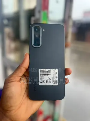 Infinix Hot 70 128 GB Black