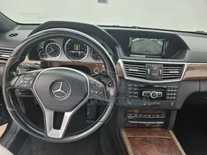 Mercedes-Benz E350 Base 4dr Sedan RWD (3.5L 6cyl 7A) 2013 Black