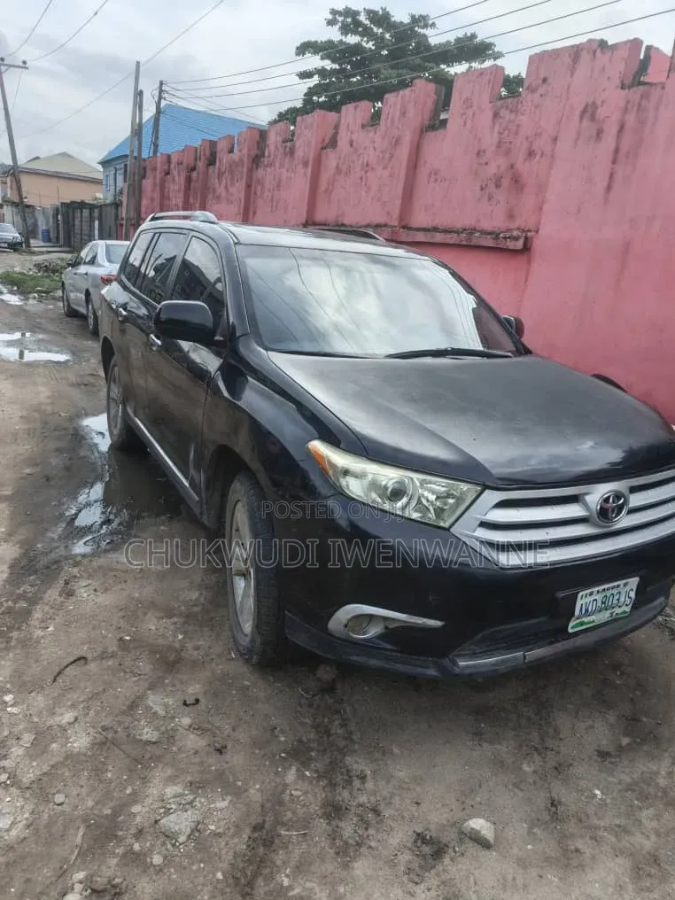 Toyota Highlander 2012 Black
