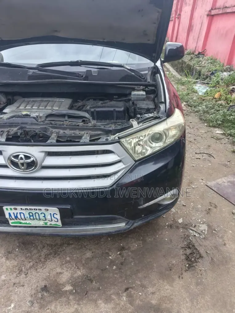 Toyota Highlander 2012 Black