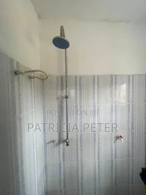 2bdrm Block of Flats in First Unity Estate for rent