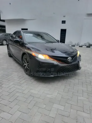 Toyota Camry 2021 Gray