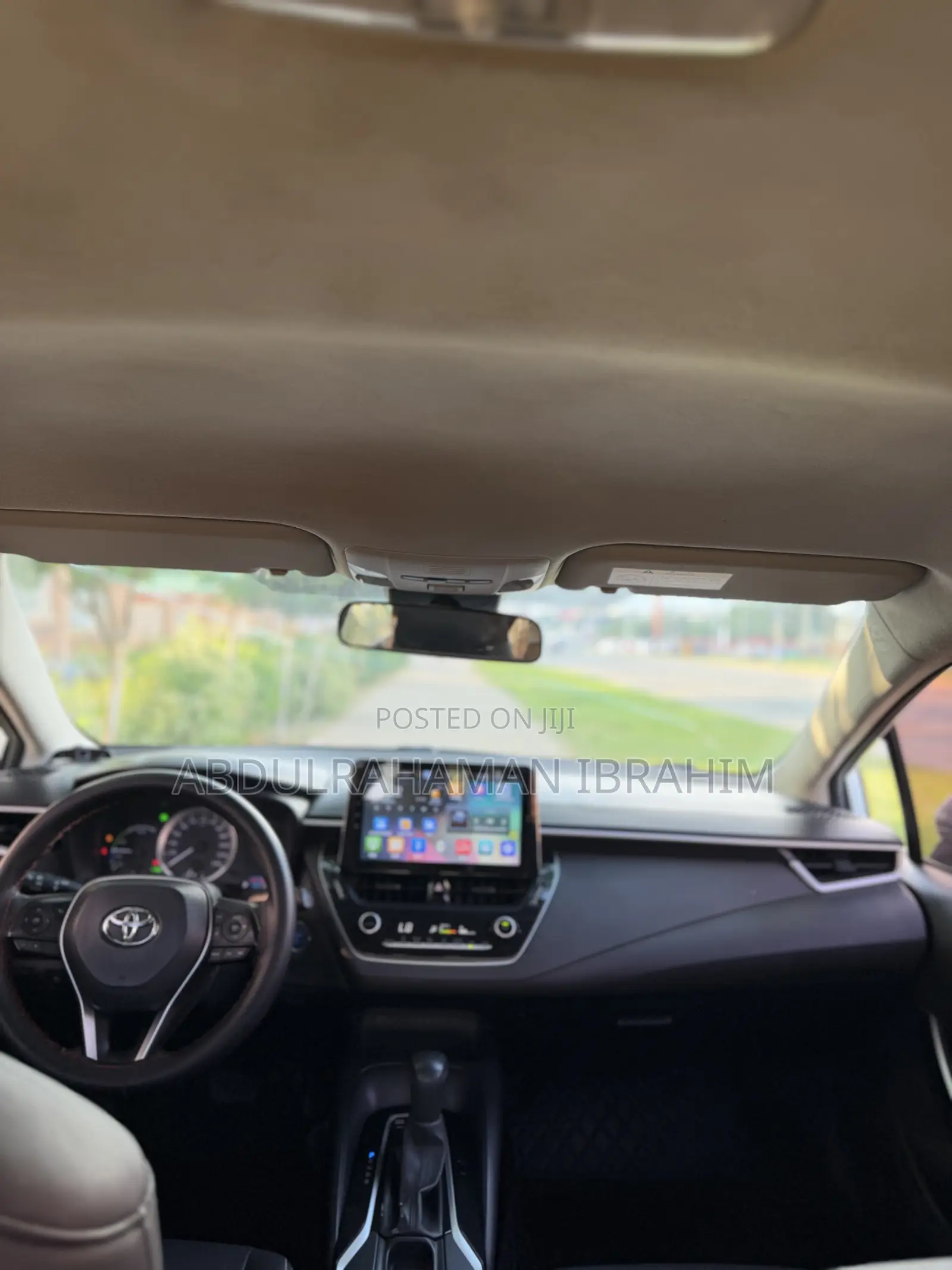 Toyota Corolla 2019 White