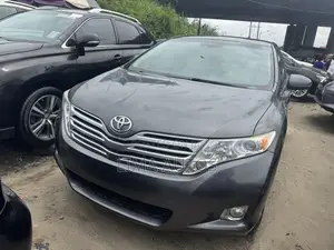 Toyota Venza AWD 2010 Gray