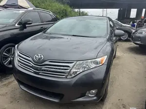 Toyota Venza AWD 2010 Gray