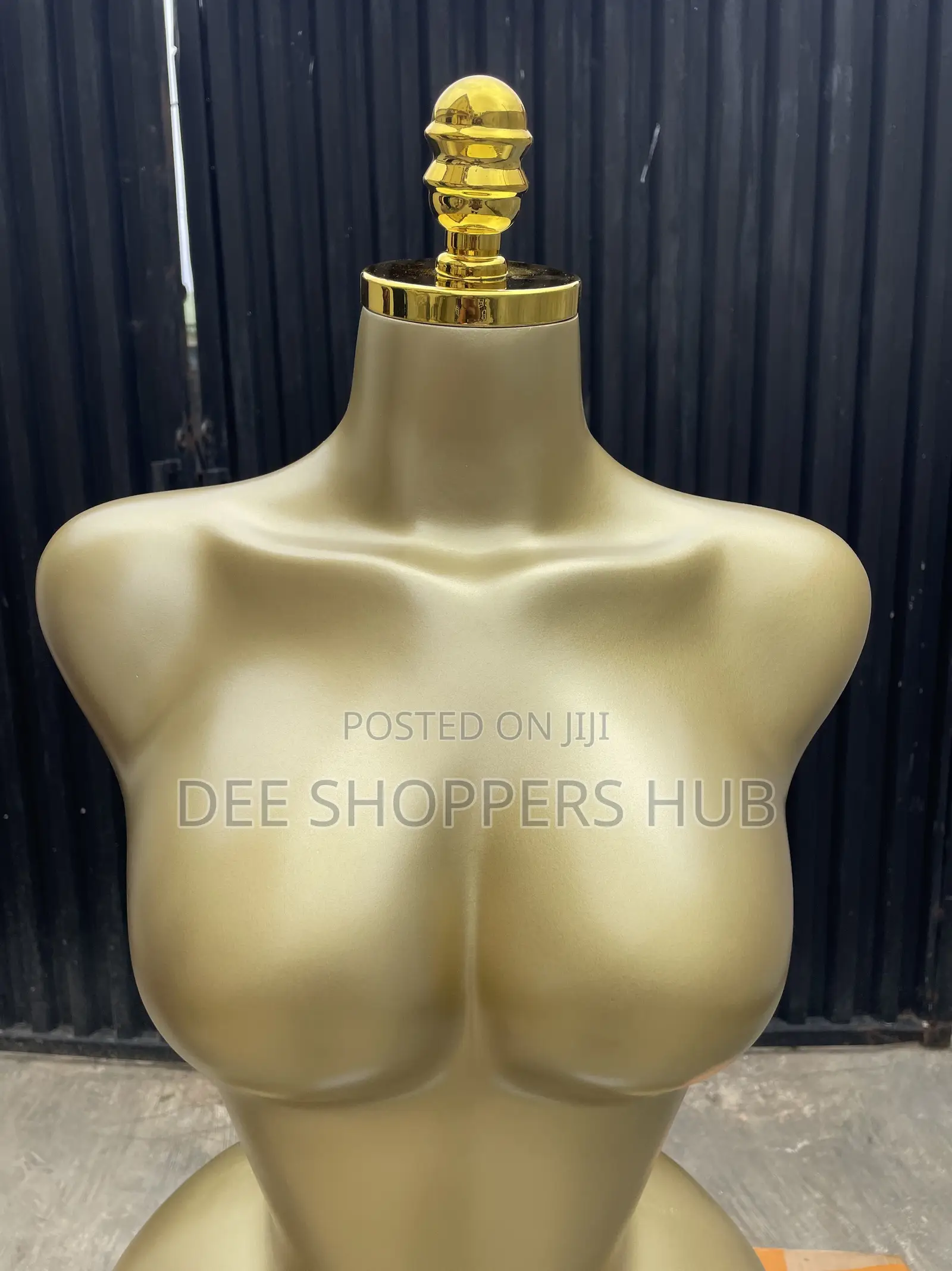Fiberglass BBL Mannequin
