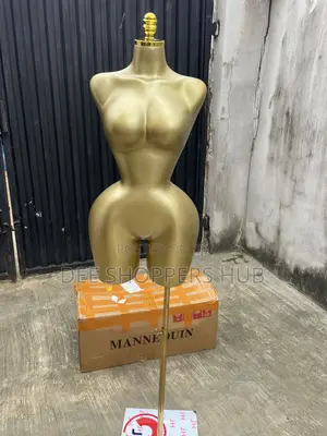 Fiberglass BBL Mannequin