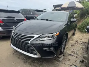Lexus ES 2017 Black