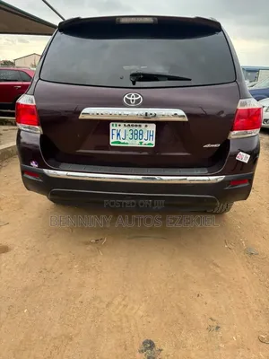 Toyota Highlander 2013 Burgundy