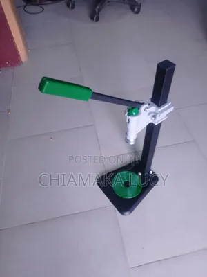 Bottle Crown Hand Capping Machine