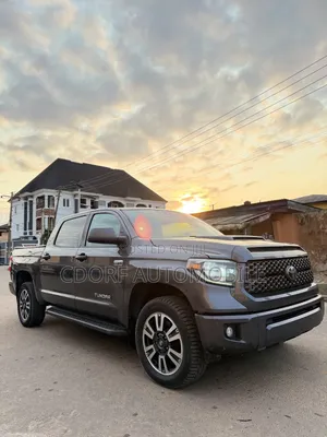 Toyota Tundra 2022 Gray