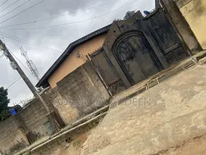 3bdrm Bungalow in Iyana Ekoro, Abule Egba for sale