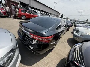 Toyota Avalon Touring Sedan FWD (3.5 6cyl 6A) 2017 Black
