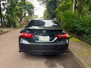 Toyota Camry 2019 Green