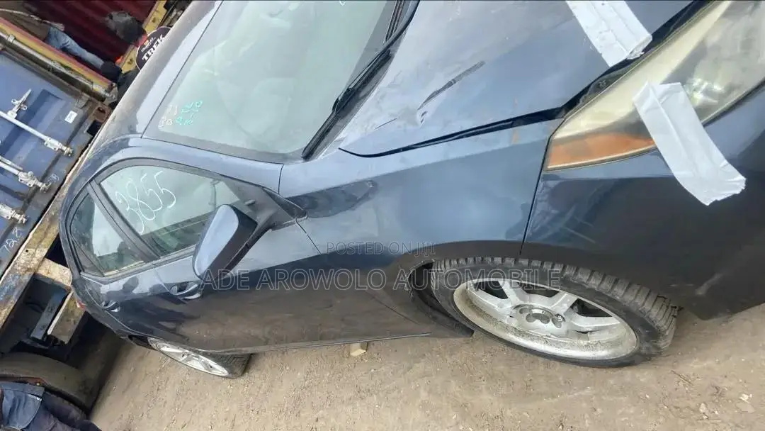 Toyota Corolla 2015 Gray