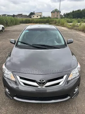 Toyota Corolla 2011 Gray