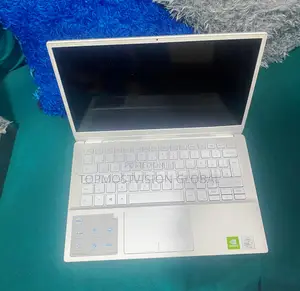 Laptop Dell Inspiron 11 3147 8GB Intel Core Ultra 7 SSD 256GB