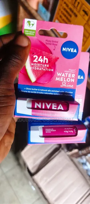 Nivea Water Melon Lip Gloss Roller 24hrs Moisture Hydration