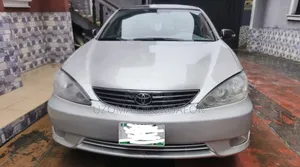 Toyota Camry 2005 Silver