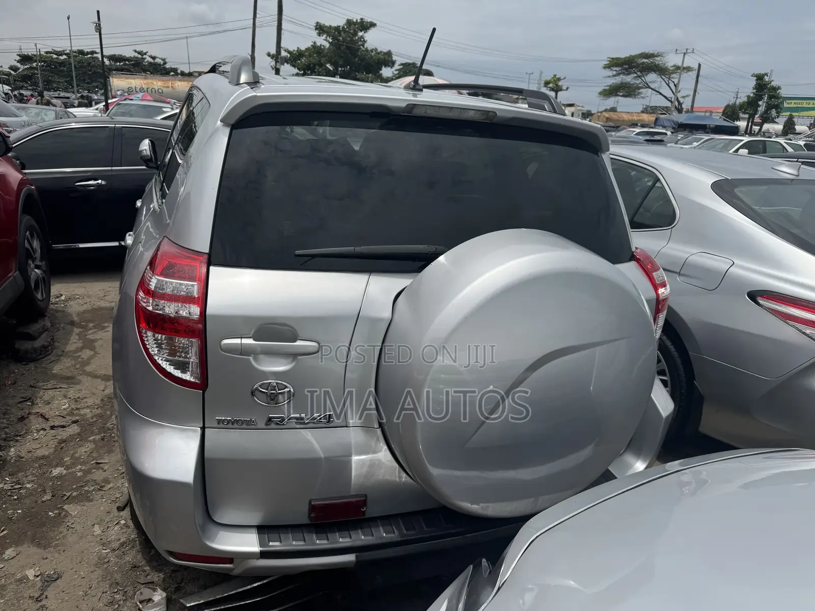 Toyota RAV4 2010 Silver
