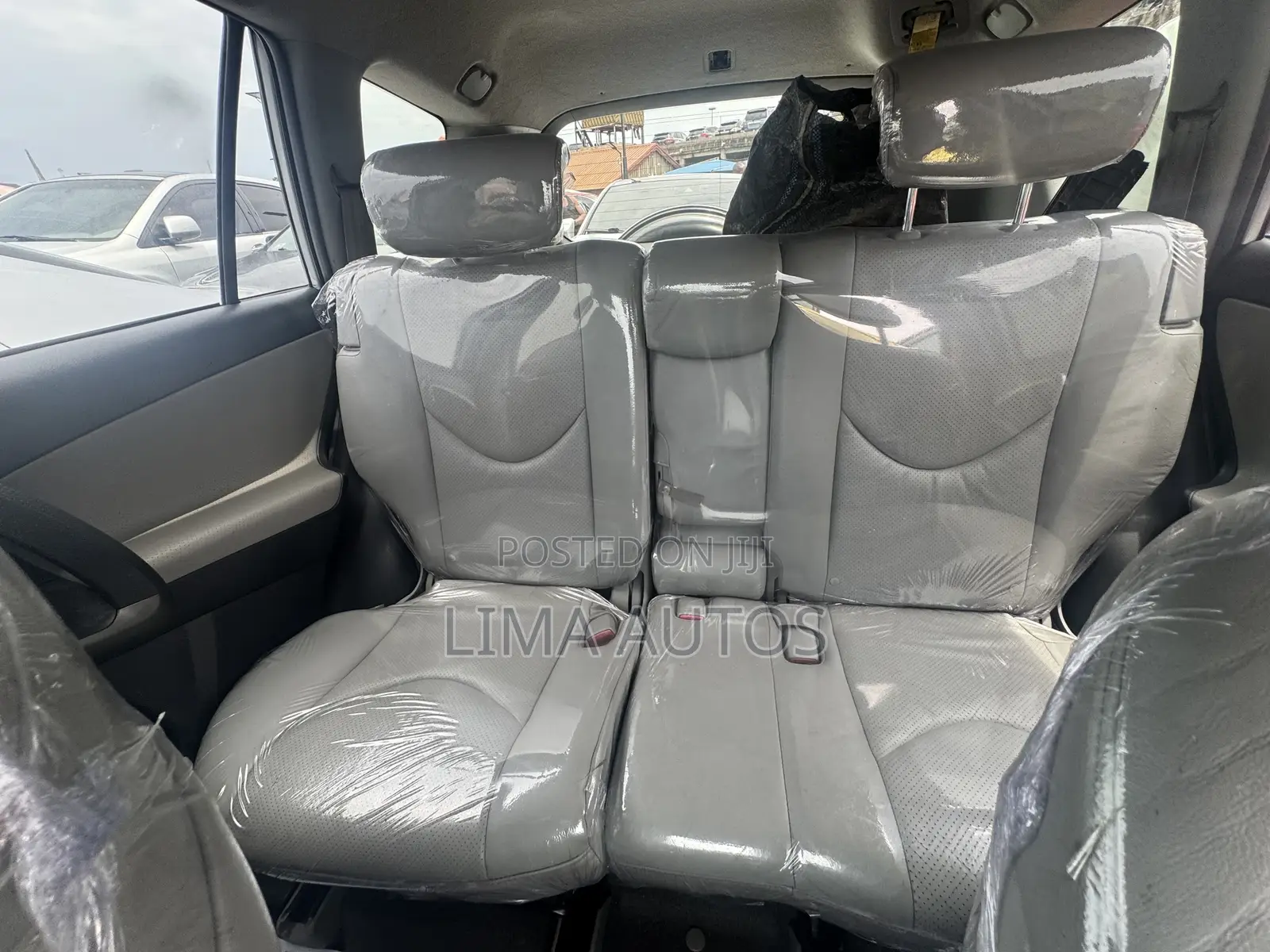 Toyota RAV4 2010 Silver