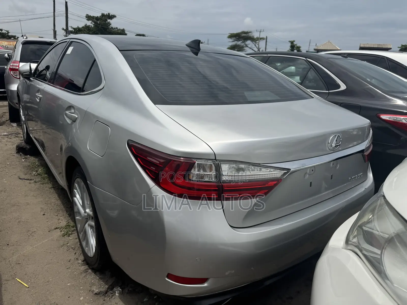 Lexus ES 2016 Silver