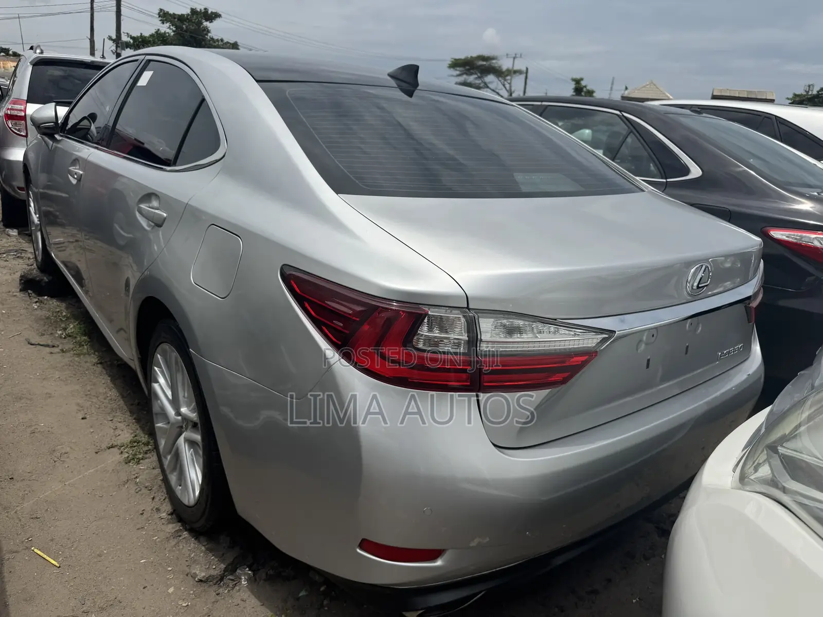 Lexus ES 2016 Silver