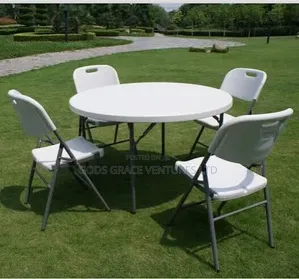 Round Foldable Banquet Table and Chairs