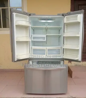 LG Fridge With Freezer and Ice Maker