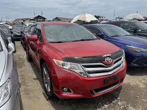 Toyota Venza 2010 Red