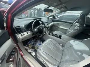 Toyota Venza 2010 Red