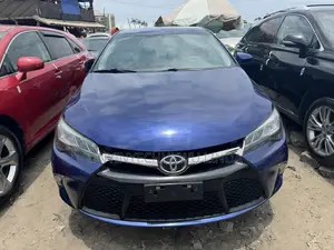 Toyota Camry XSE 2021 Blue
