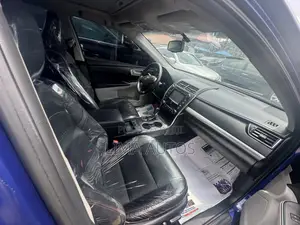 Toyota Camry 2016 Blue