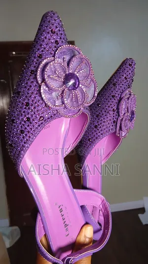 Purple Embellished Low-Heel Shoes – Worn Once / Like New