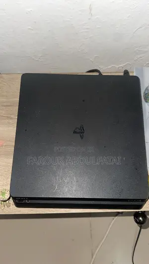PS4 Console