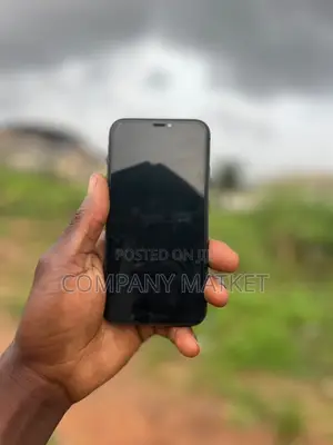 Apple iPhone 11 64 GB Black