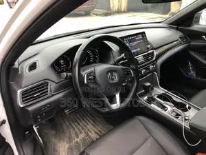Honda Accord Sport (1.5L 4cyl Turbo CVT) 2019 White