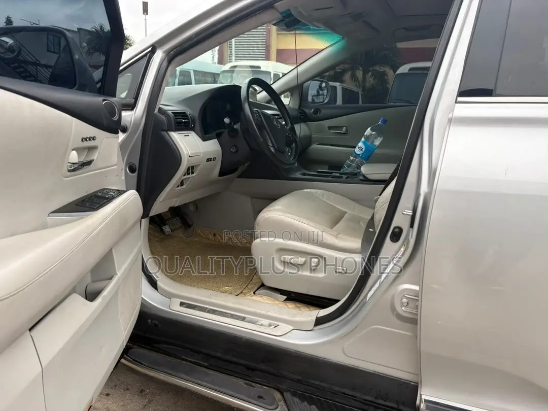 Lexus RX 270 2012 Silver