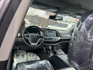 Toyota Highlander 2015 Gray