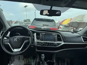 Toyota Highlander 2015 Black