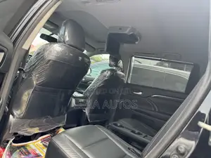 Toyota Highlander 2015 Black