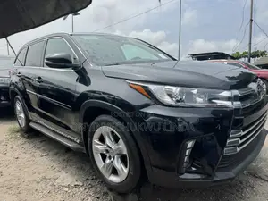 Toyota Highlander 2018 Black