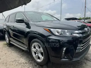 Toyota Highlander 2018 Black