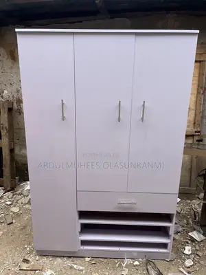 White 4ft by 6ft Wadrobe